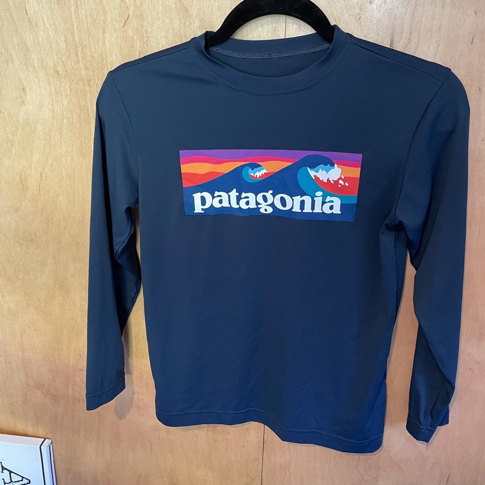 Kids M (10) Patagonia Capilene Cool Daily